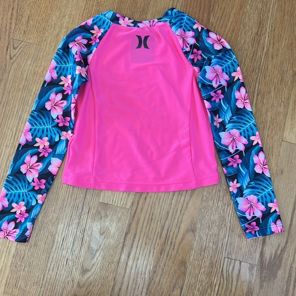 Hurley Girls Long Sleeve Hawaiian Floral Rash Guard UPF50+ - Picture 5 of 6